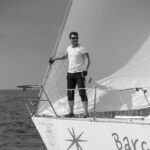 Proa en la sortida de regata